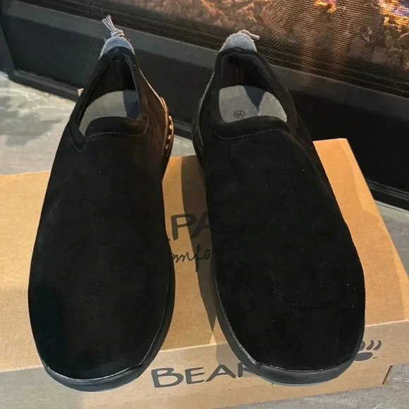 BEARPAW Jack Loafer, suede upper,comfort footbed,rubber sole,stain treated - Picture 2 of 10